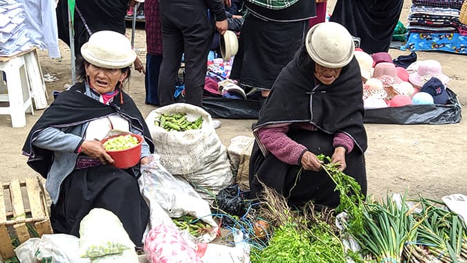 Travel to Ecuador and amazed of the Authentic Indigenous Market in Chimborazo