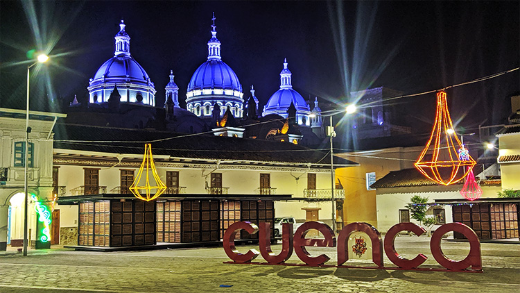 In this 10 days itinerary in Ecuador, admire the stunning city of Cuenca. 