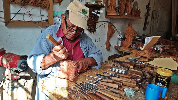 Travel to Ecuador to see the woodcarvers of San Antoñio de Ibarra