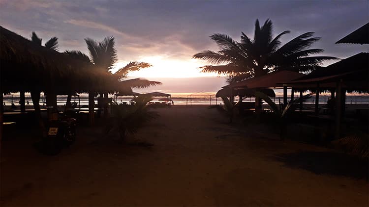 The peaceful beach of Olon  