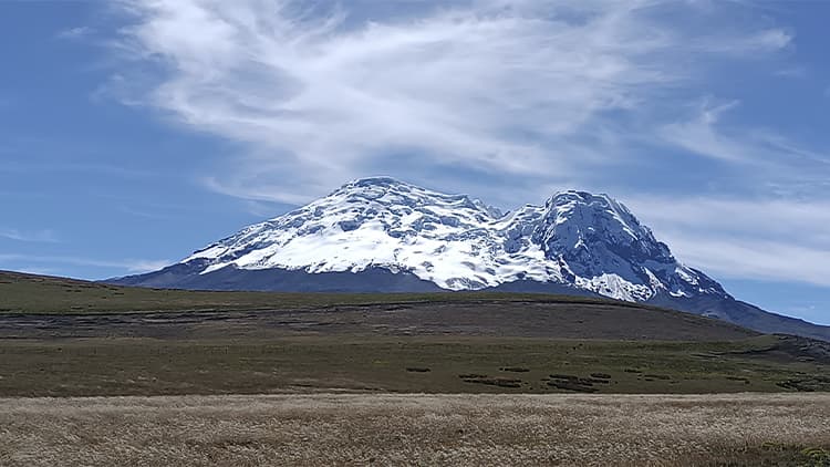 Enjoy the view of Antisana Volcano on a daytour. It is located at the National Park 