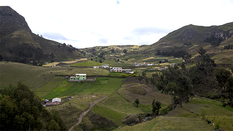 Tigua is an enchanting village that you can visit in during your trip in Ecuador for 10 days