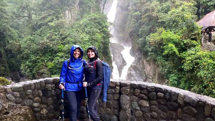You can visit el Pailon del Diablo in Ecuador in a trip of 10 days